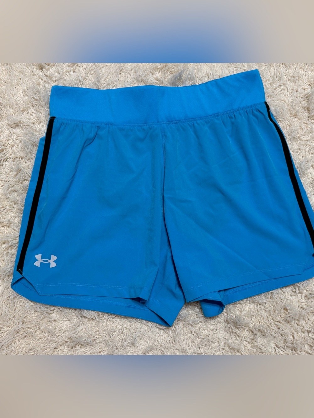 Under Armour women’s large Blue Athletic Shorts with Black Trim